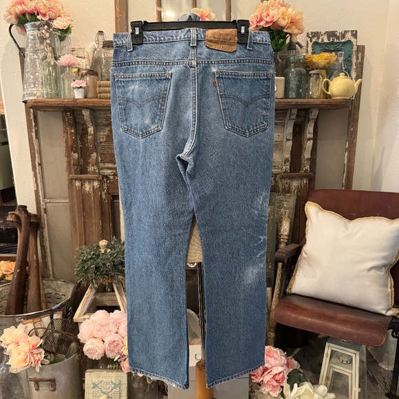 VINTAGE LEVI's 517 ORANGE TAB JEANS | DISTRESSED | 32x29 | 7 BELT LOOPS | 80's - Picture 3 of 14